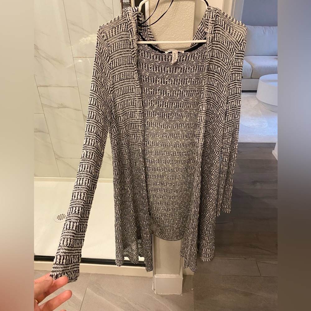 White & Black Printed Knit Long Cardigan